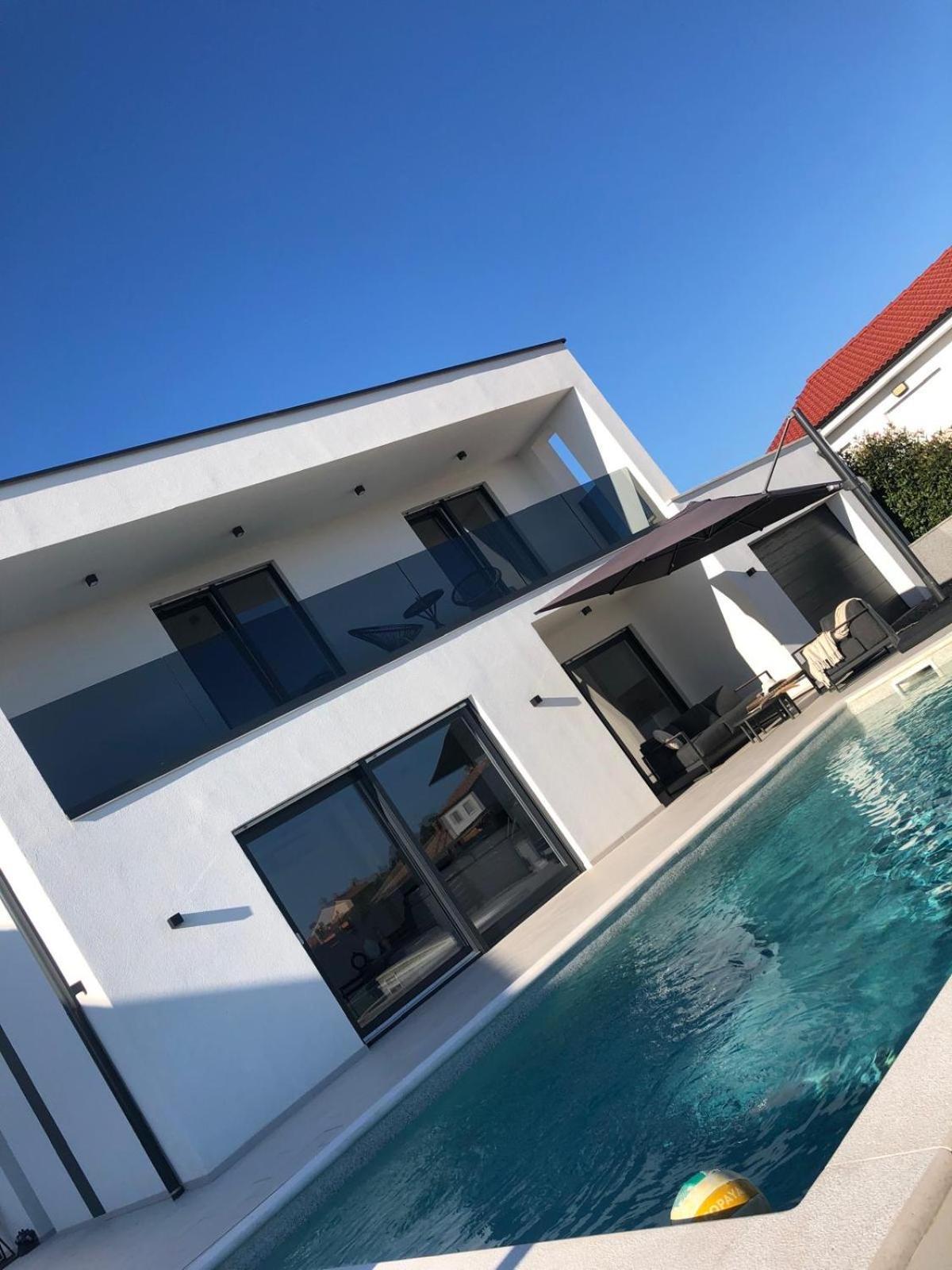 Villa Mina With A Private Pool In